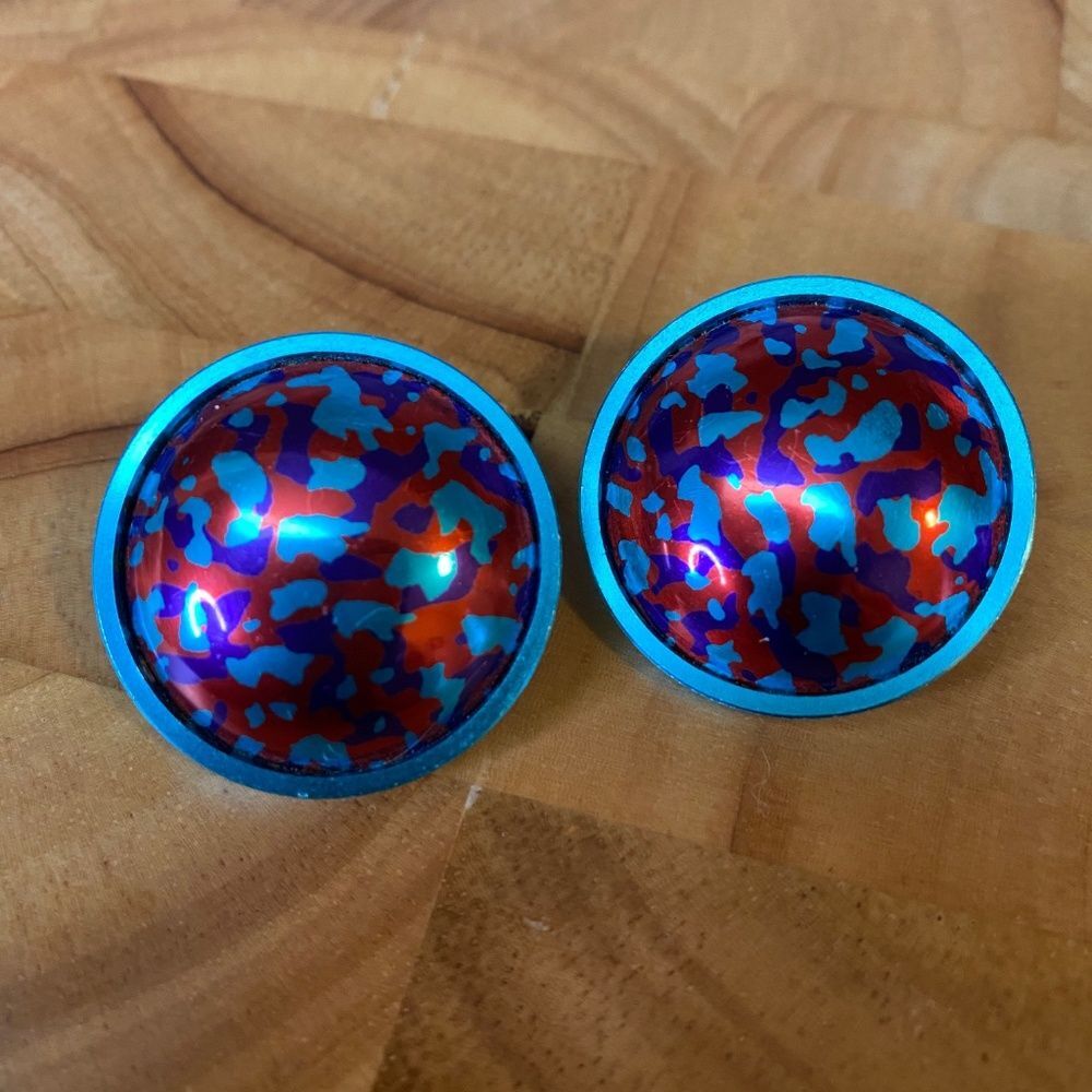 * Funfetti vintage Avon clip on earrings round disk Red Purple Blue